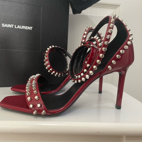 AUTHENTIC SAINT LAURENT Amber studs, deep red patent strappy heels - Picture 4 of 6